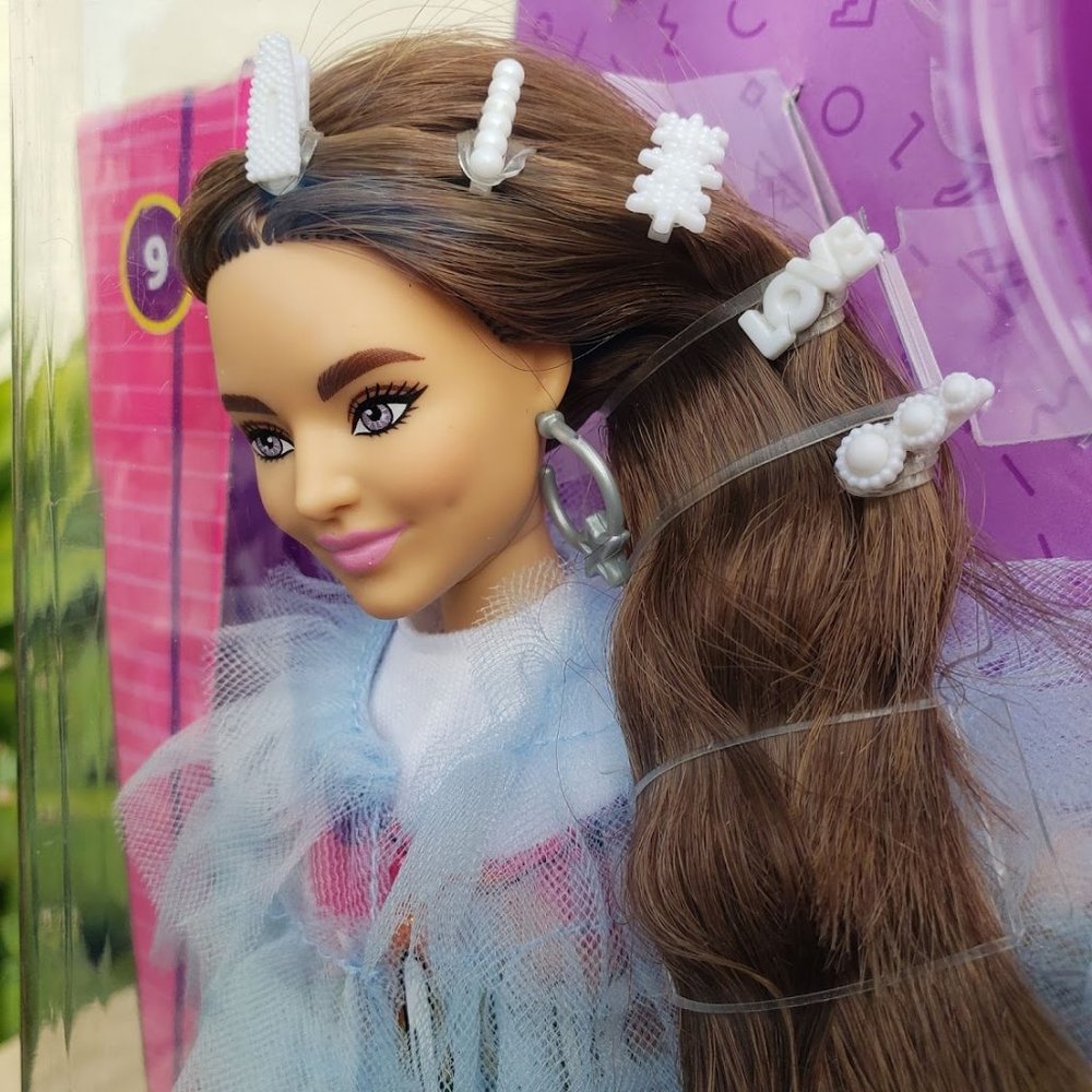 Barbie Doll Easter basket gift - Picture 7 of 16